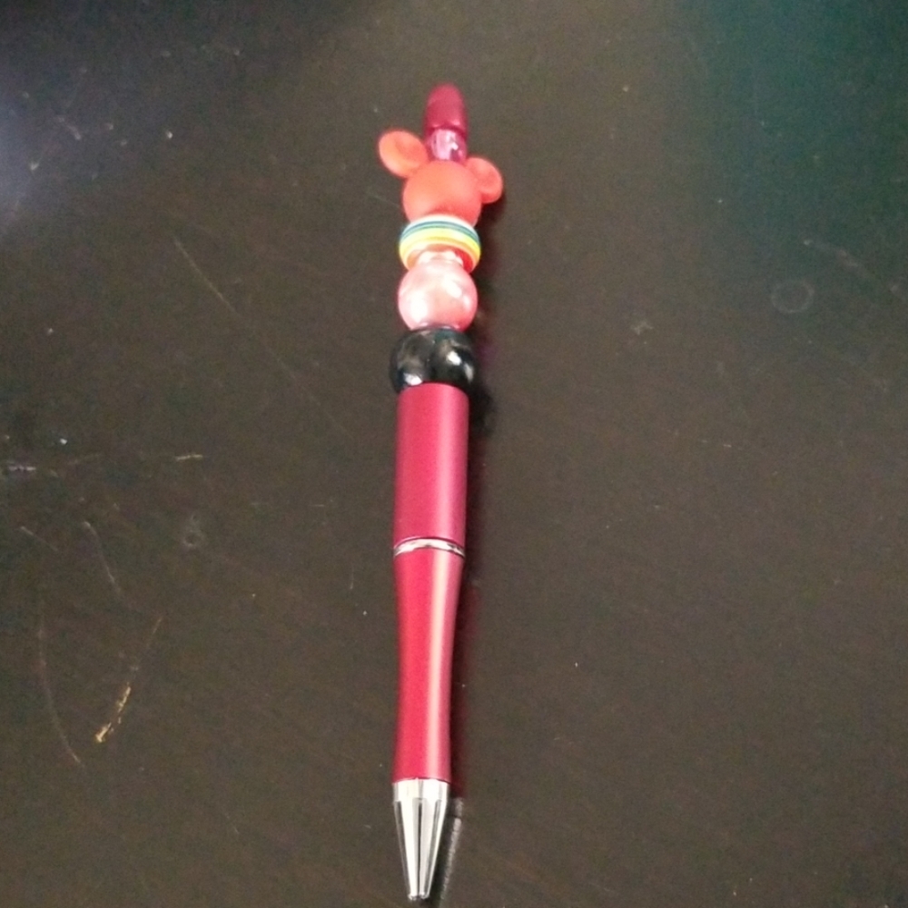 Beaded pen